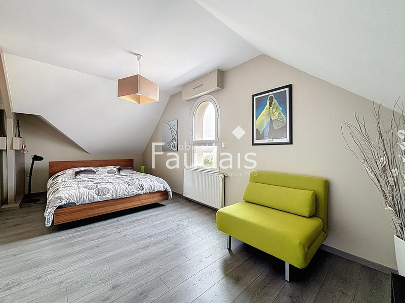 Maison - 168 m² - 5 pièces