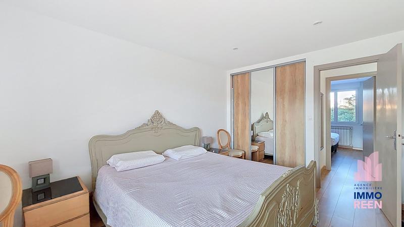 Appartement - 85 m² - 4 pièces