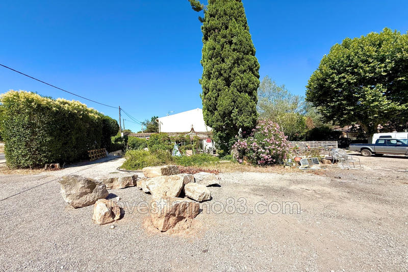 Appartement - 420 m² - 9 pièces