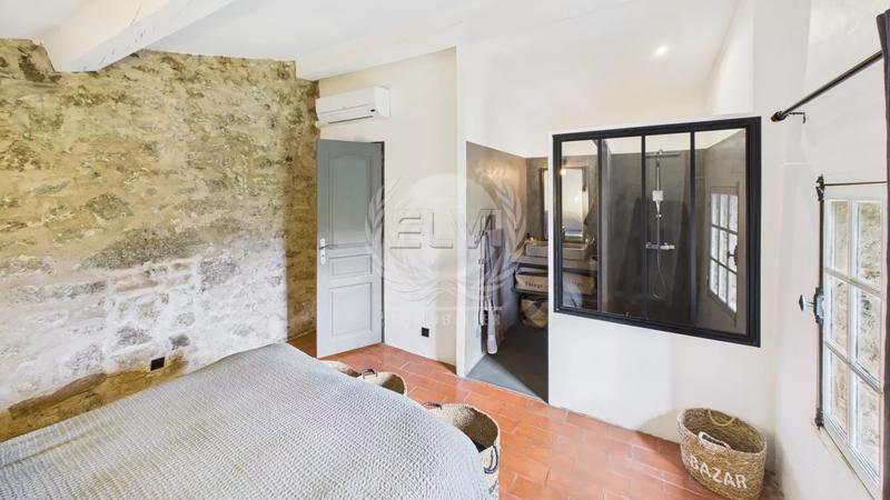 Maison - 110 m² - 7 pièces