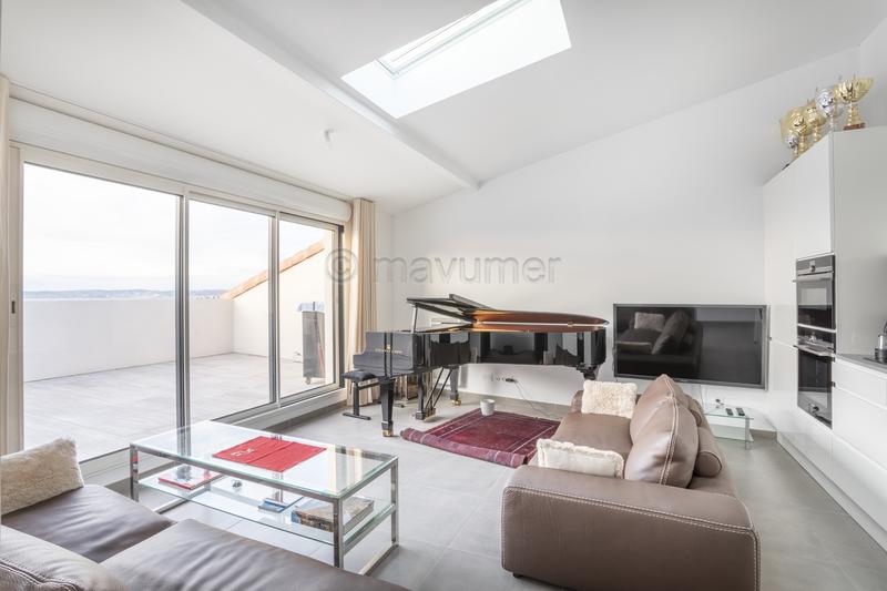 Appartement - 83 m² - 4 pièces