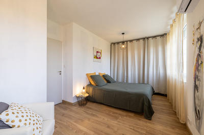 Maison - 206 m² - 8 pièces