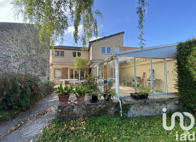 Maison - 174 m² - 8 pièces