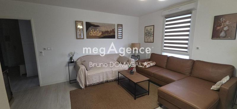 Appartement - 99 m² - 5 pièces