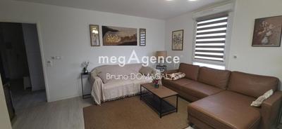 Appartement - 99 m² - 5 pièces