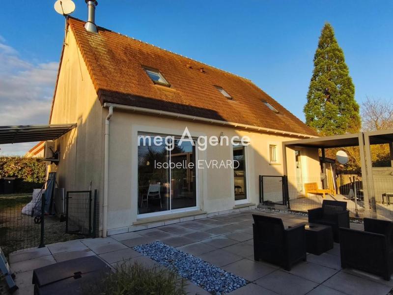 Maison - 138 m² - 7 pièces