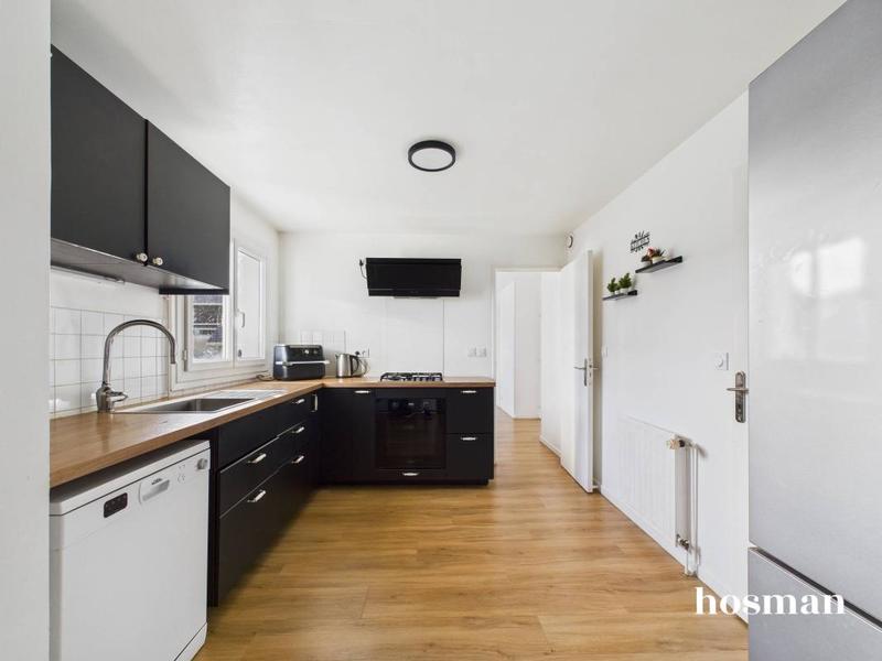 Appartement - 83 m² - 4 pièces