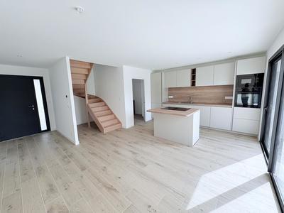 Maison - 135 m² - 5 pièces