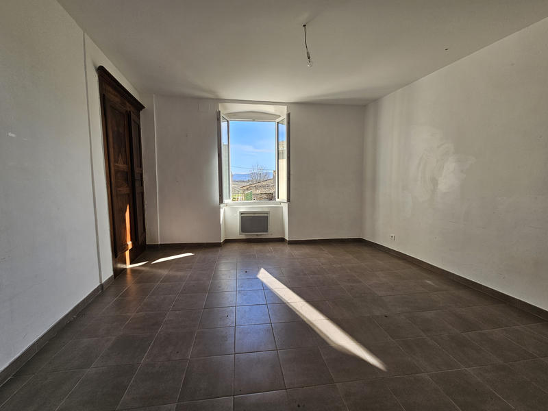 Maison de village - 130 m² - 8 pièces