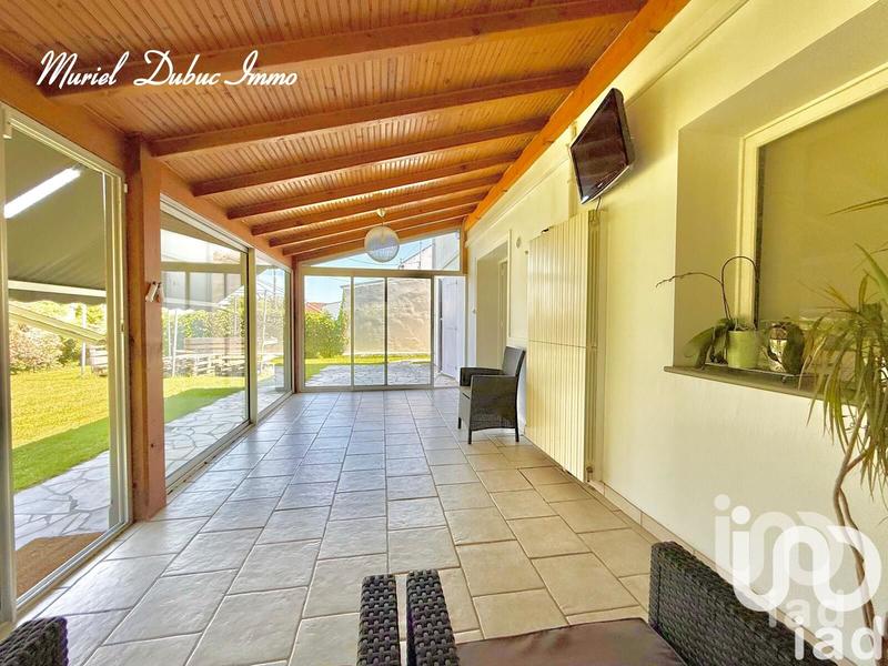 Maison - 200 m² - 7 pièces