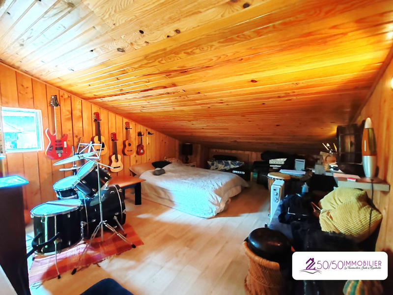 Maison - 130 m² - 7 pièces