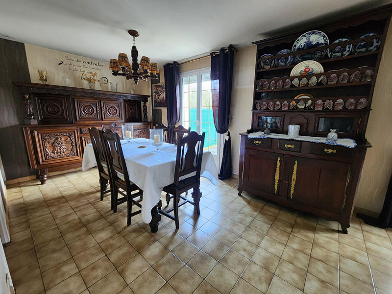 Maison - 110 m² - 7 pièces