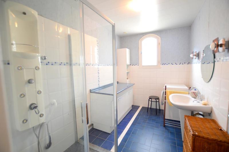 Maison - 170 m² - 7 pièces