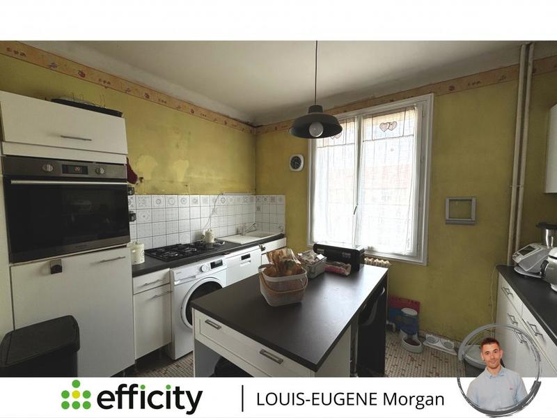 Maison - 90 m² - 6 pièces