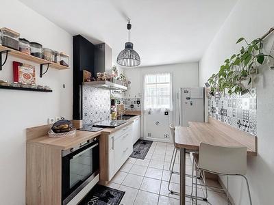 Maison ancienne - 76 m² - 6 pièces