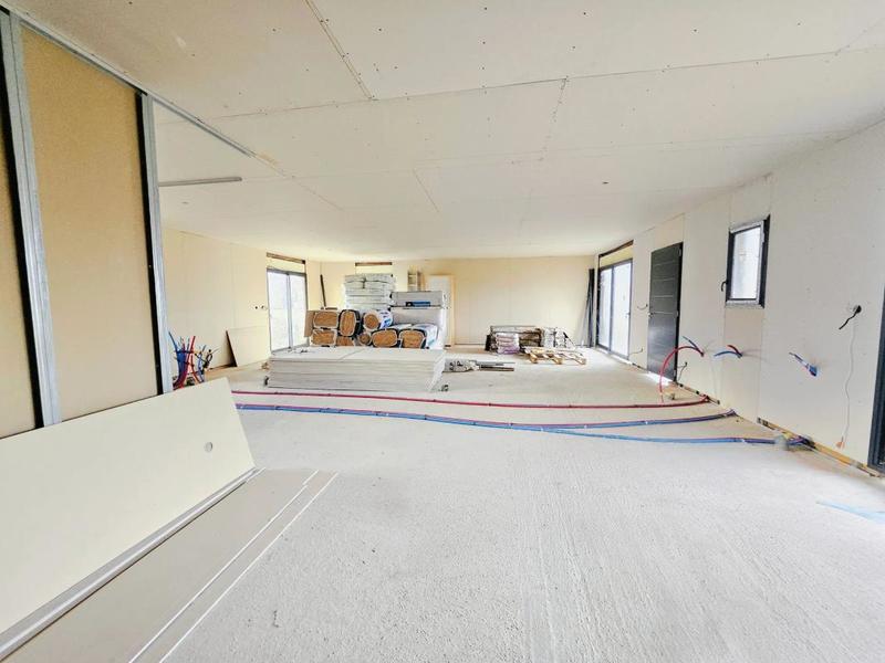 Maison - 96 m² - 4 pièces