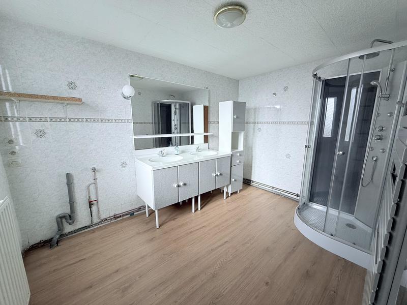 Villa - 110 m² - 5 pièces