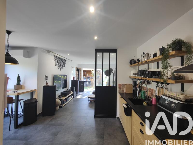 Maison - 94 m² - 5 pièces