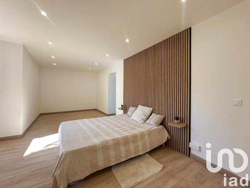 Maison - 137 m² - 5 pièces