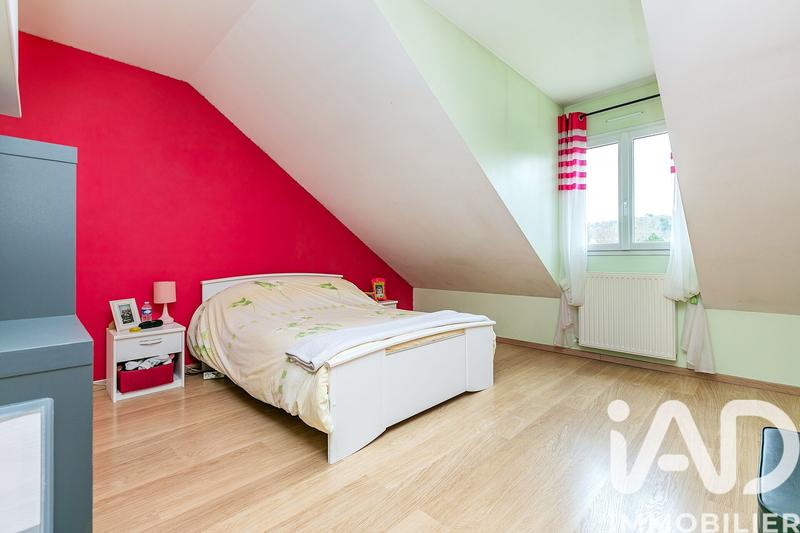 Maison - 213 m² - 7 pièces