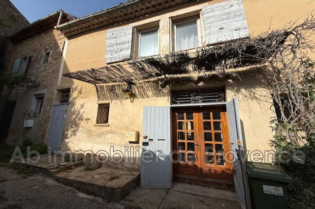 Maison - 104 m² - 5 pièces