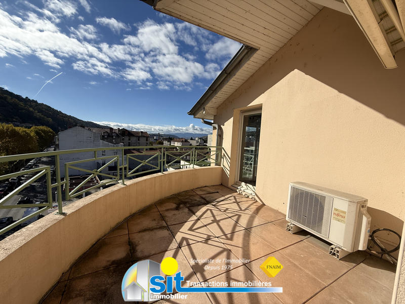 Appartement - 75 m² - 3 pièces