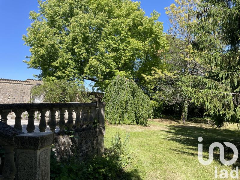 Maison - 222 m² - 7 pièces