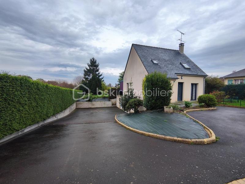 Maison - 81 m² - 5 pièces