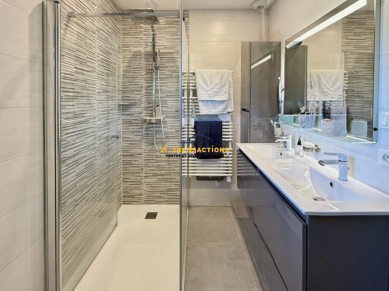 Villa - 160 m² - 5 pièces