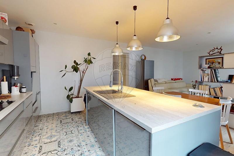 Appartement - 76 m² - 3 pièces