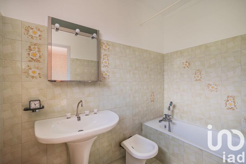 Maison - 181 m² - 8 pièces