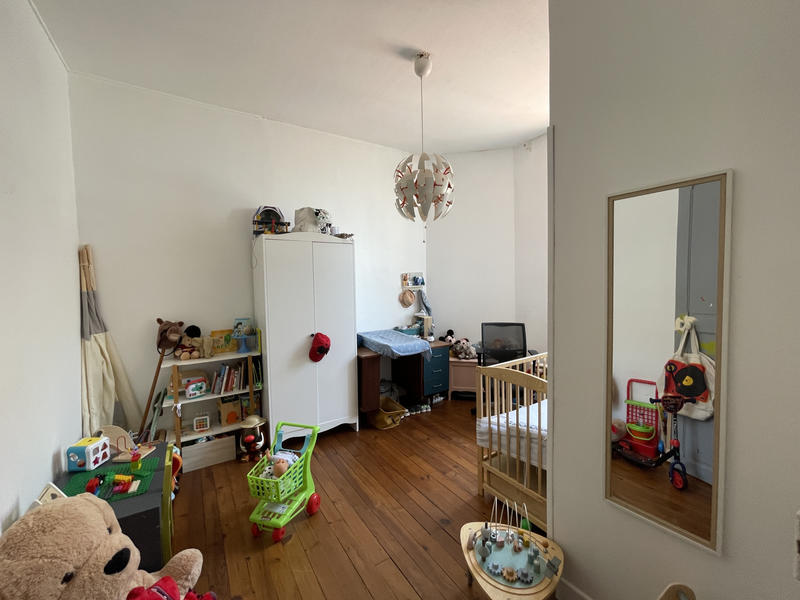 Appartement - 81 m² - 3 pièces