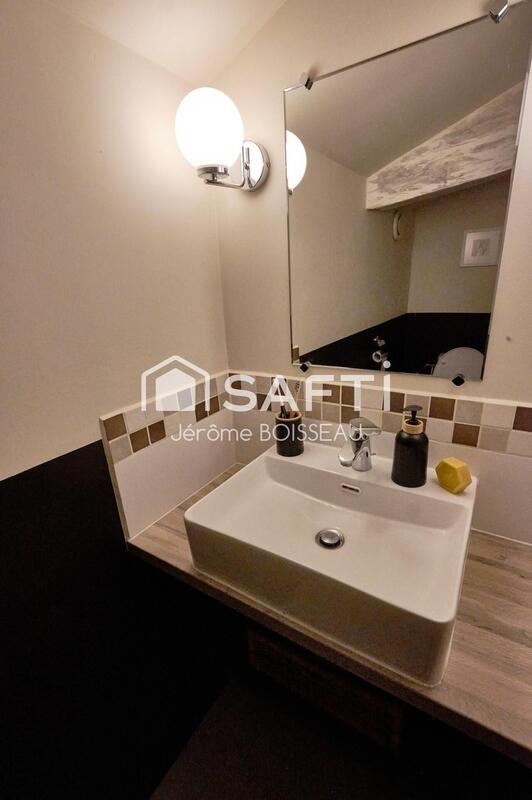 Maison - 187 m² - 5 pièces