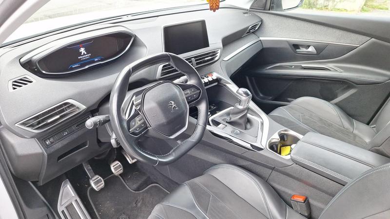 Peugeot 3008 II 1.5 BlueHDi 130 Crossway