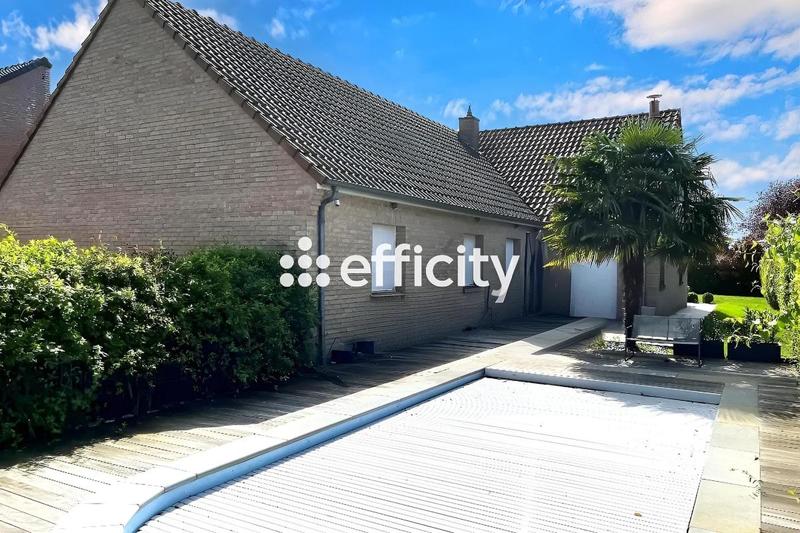 Maison - 234 m² - 8 pièces