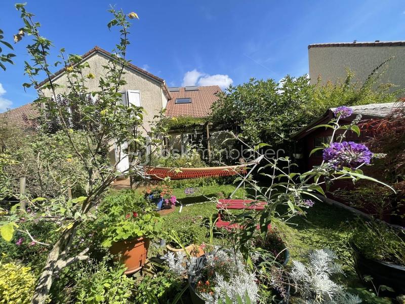 Maison - 89 m² - 5 pièces