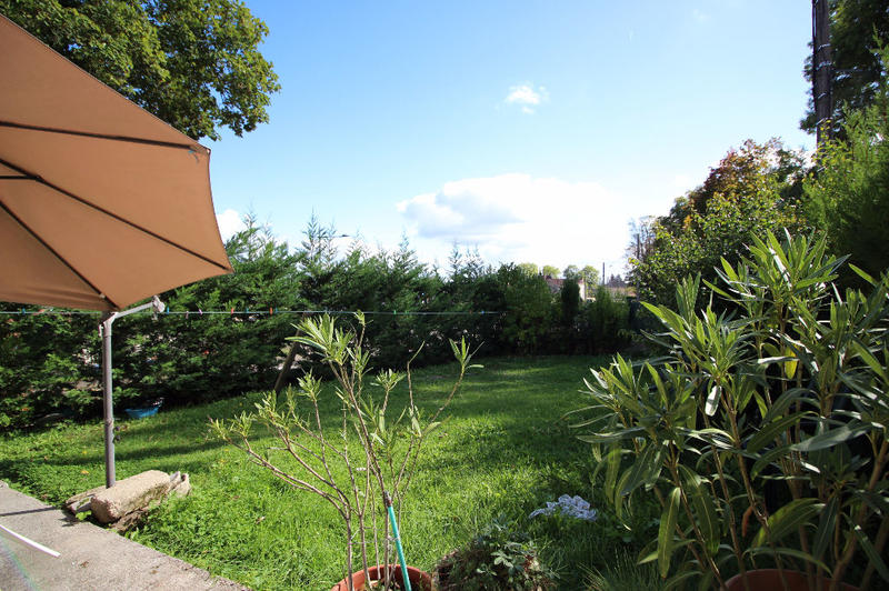 Maison de village - 232 m² - 9 pièces