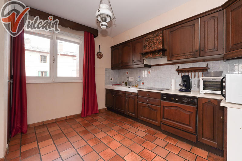 Maison - 196 m² - 8 pièces