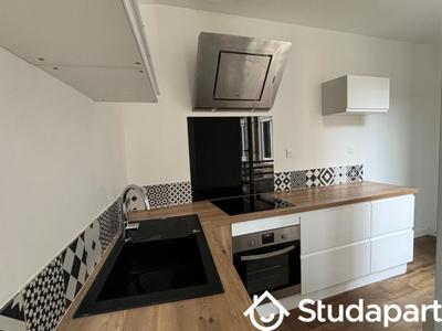 Chambre - 13 m² - 1 pièce