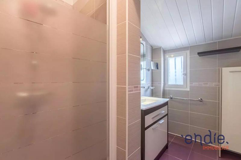 Maison - 104 m² - 5 pièces