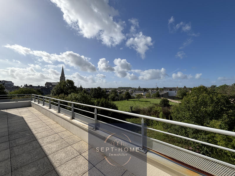 Appartement - 99 m² - 4 pièces