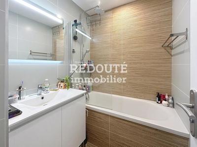 Appartement - 64 m² - 4 pièces