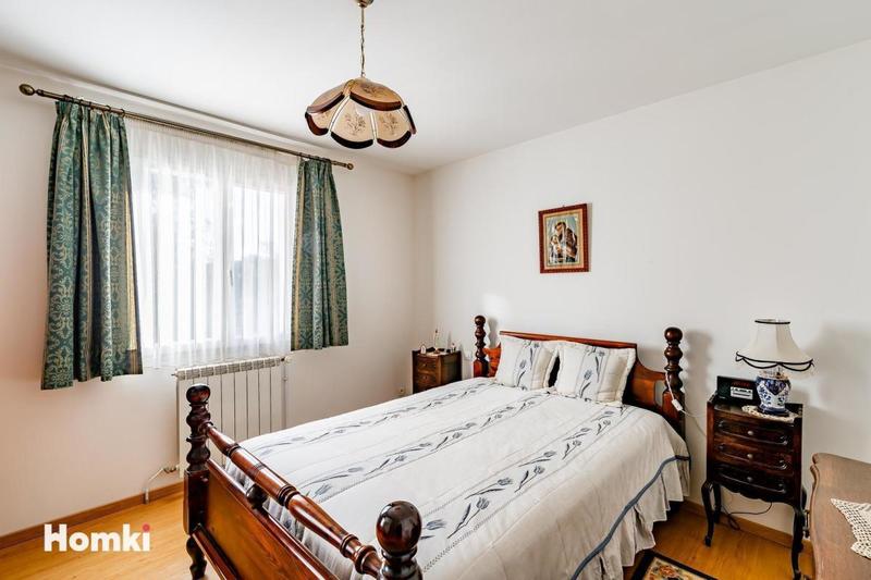 Propriété - 106 m² - 5 pièces