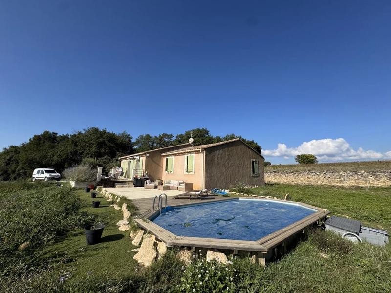 Propriété - 158 m² - 6 pièces