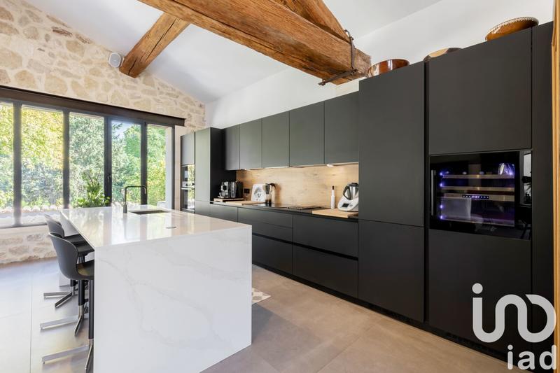 Maison - 207 m² - 4 pièces
