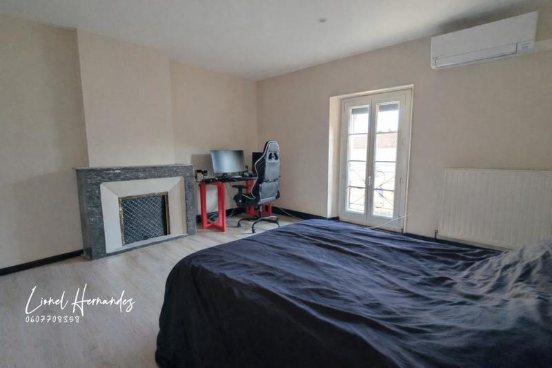 Maison - 157 m² - 7 pièces