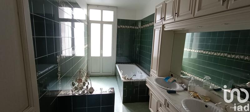 Appartement - 270 m² - 10 pièces