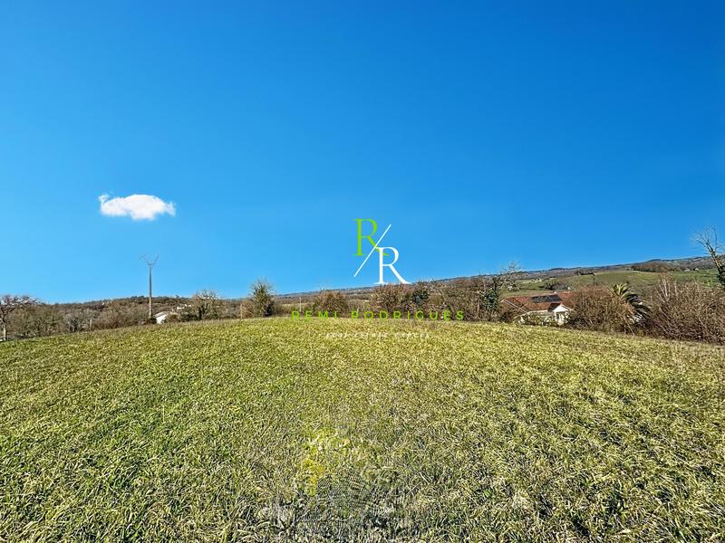 Terrain constructible - 4 676 m²
