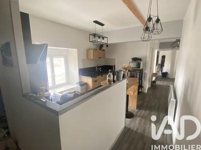 Appartement - 81 m² - 3 pièces