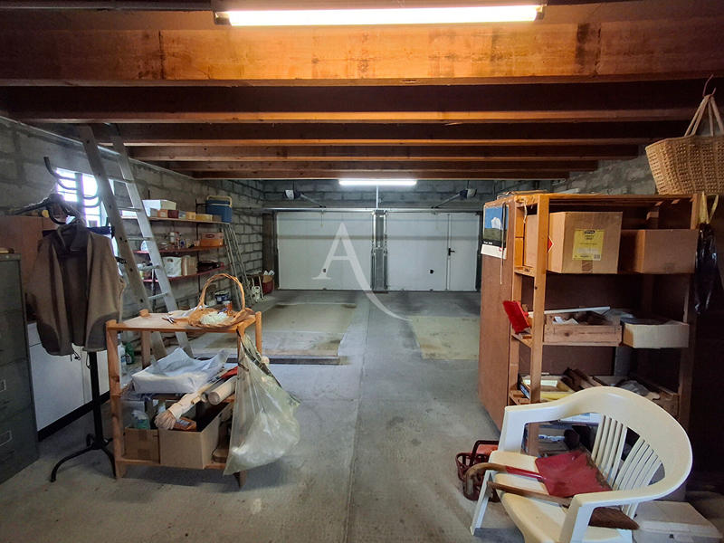 Maison - 191 m² - 8 pièces